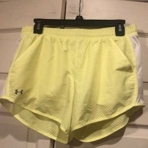 Under Armour -Medium -Yellow/White Girls Shorts with Built In Panties